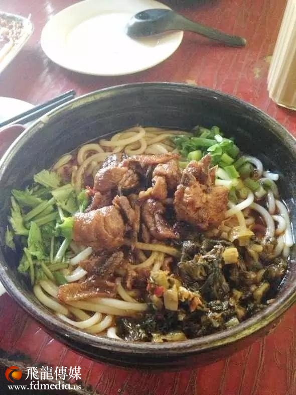 「大嘴搜食」云南风味，一根米线串起乡愁